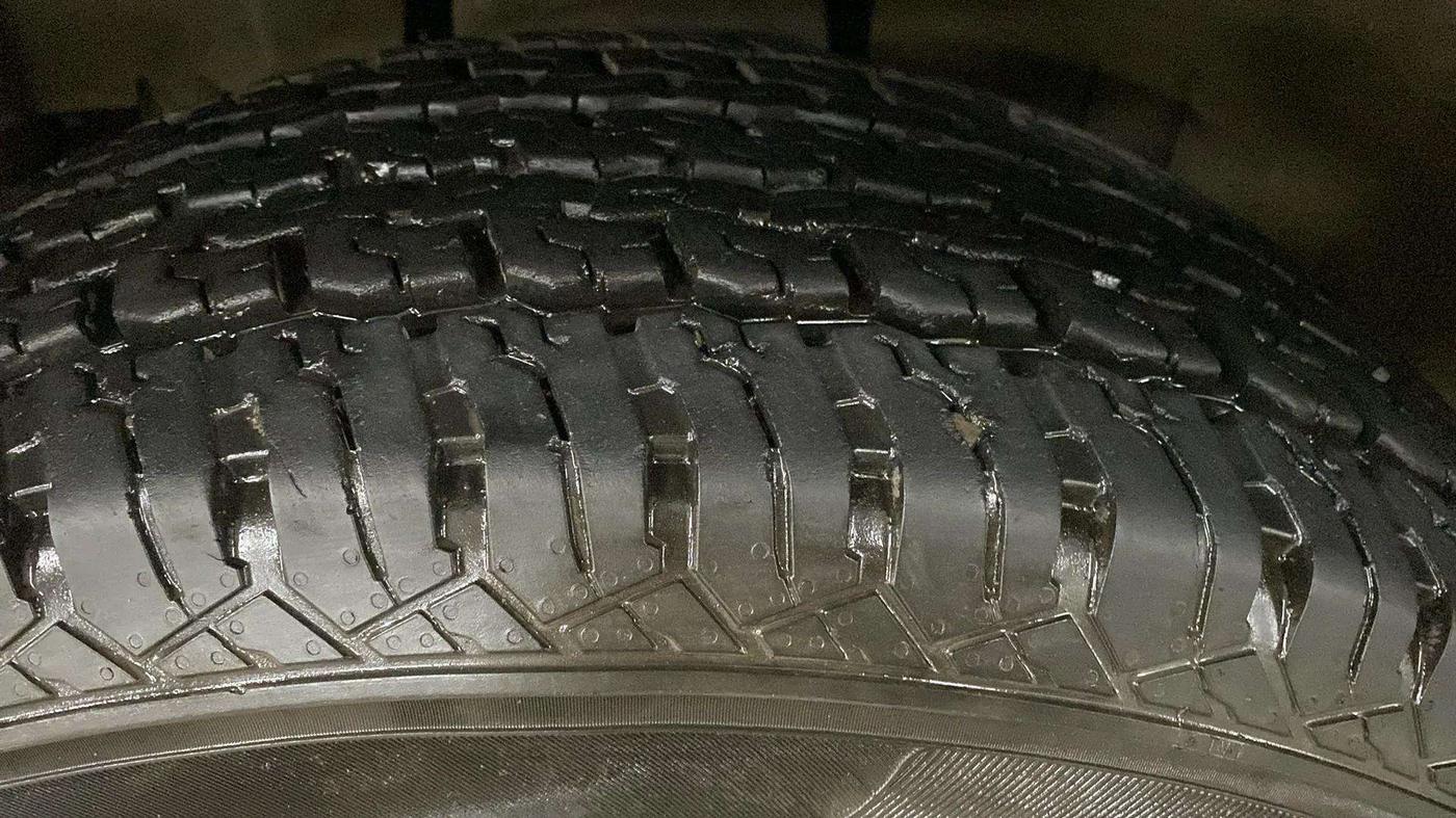 2021 Mahindra Thar LX D AT 4WD HT, Diesel, Automatic, 14,767 km, Right Rear Tyre Tread