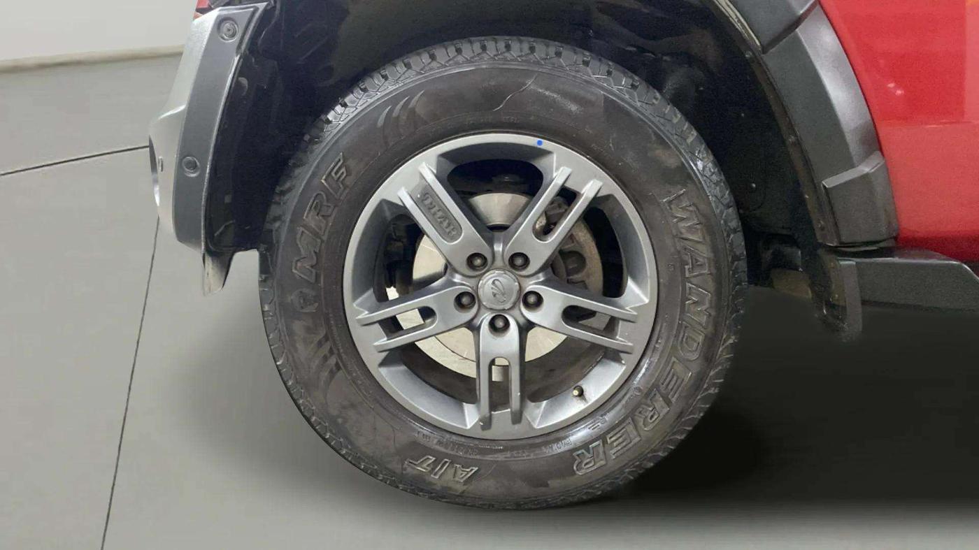 2021 Mahindra Thar LX D AT 4WD HT, Diesel, Automatic, 14,767 km, Left Front Wheel