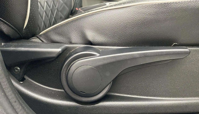 2017 Tata Tiago XZ PETROL, Petrol, Manual, 12,878 km, Driver Side Adjustment Panel