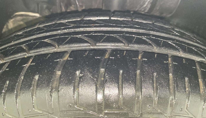 2017 Tata Tiago XZ PETROL, Petrol, Manual, 12,878 km, Left Front Tyre Tread