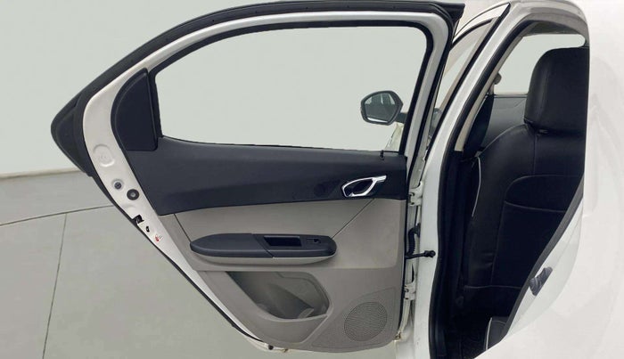 2017 Tata Tiago XZ PETROL, Petrol, Manual, 12,878 km, LHS Rear Door