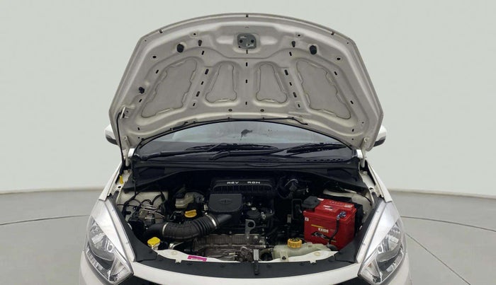 2017 Tata Tiago XZ PETROL, Petrol, Manual, 12,878 km, Open Bonet
