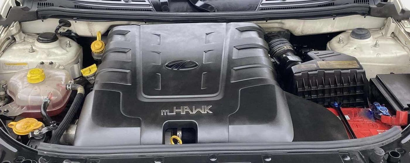 2019 Mahindra XUV500 W9, Diesel, Manual, 48,744 km, Engine View