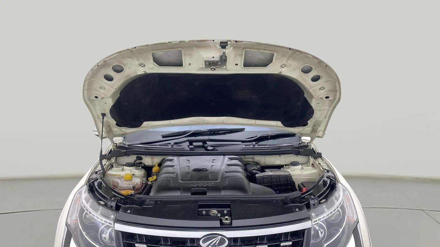 2019 Mahindra XUV500 W9, Diesel, Manual, 48,744 km, Open Bonet