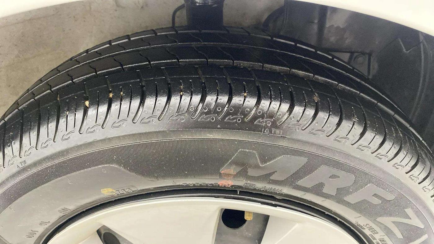 2023 Maruti New Wagon-R ZXI 1.2 AMT, Petrol, Automatic, 8,308 km, Right Front Tyre Tread