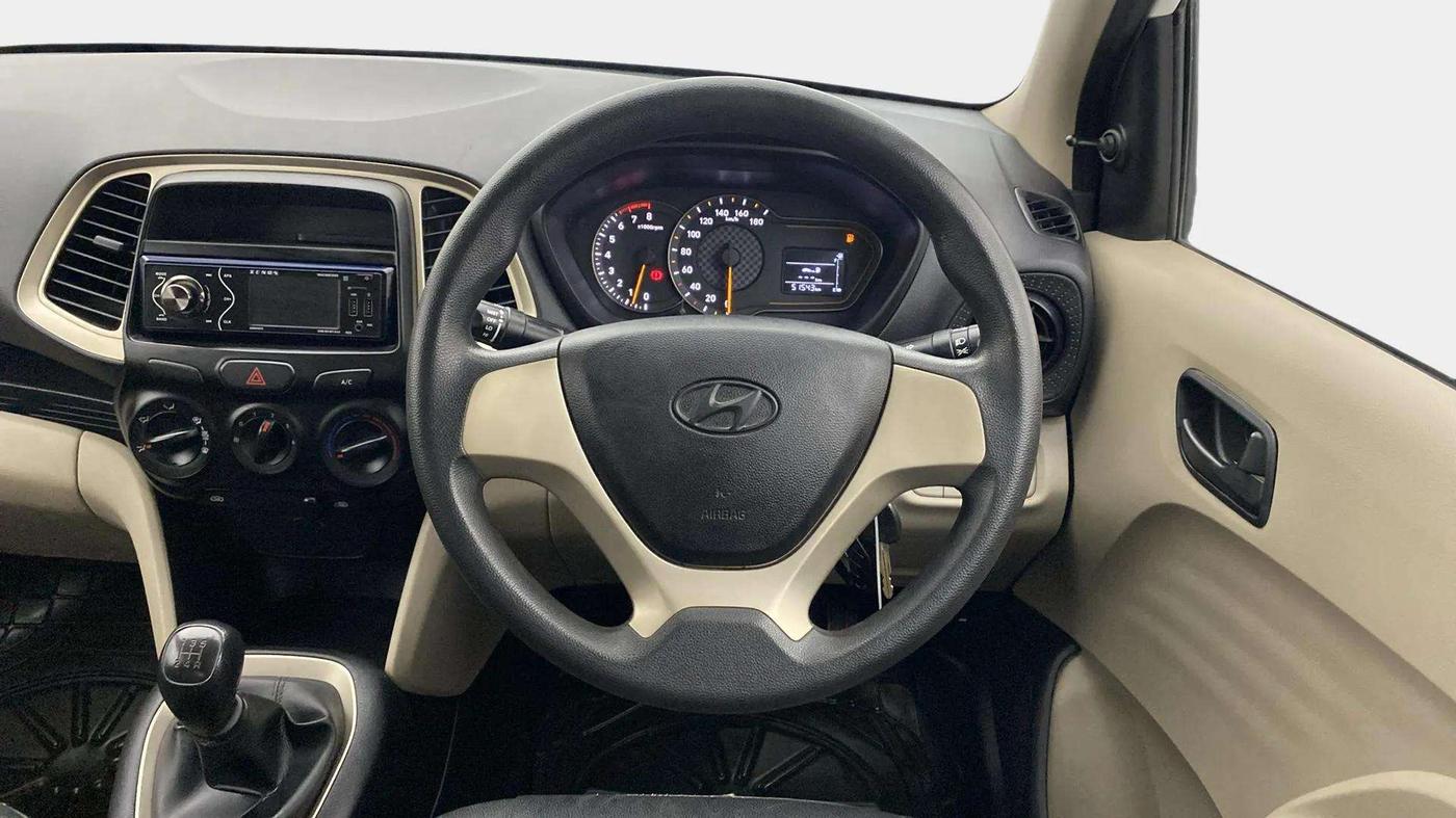 2020 Hyundai NEW SANTRO ERA EXECUTIVE, Petrol, Manual, 51,653 km, Steering Wheel Close Up
