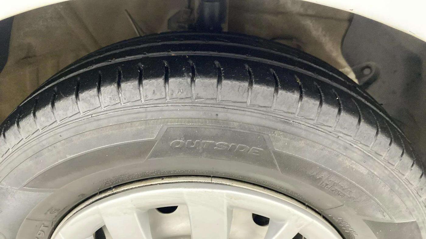 2020 Hyundai NEW SANTRO ERA EXECUTIVE, Petrol, Manual, 51,653 km, Right Front Tyre Tread