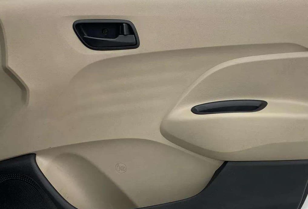 2020 Hyundai NEW SANTRO ERA EXECUTIVE, Petrol, Manual, 51,653 km, Driver Side Door Panels Control