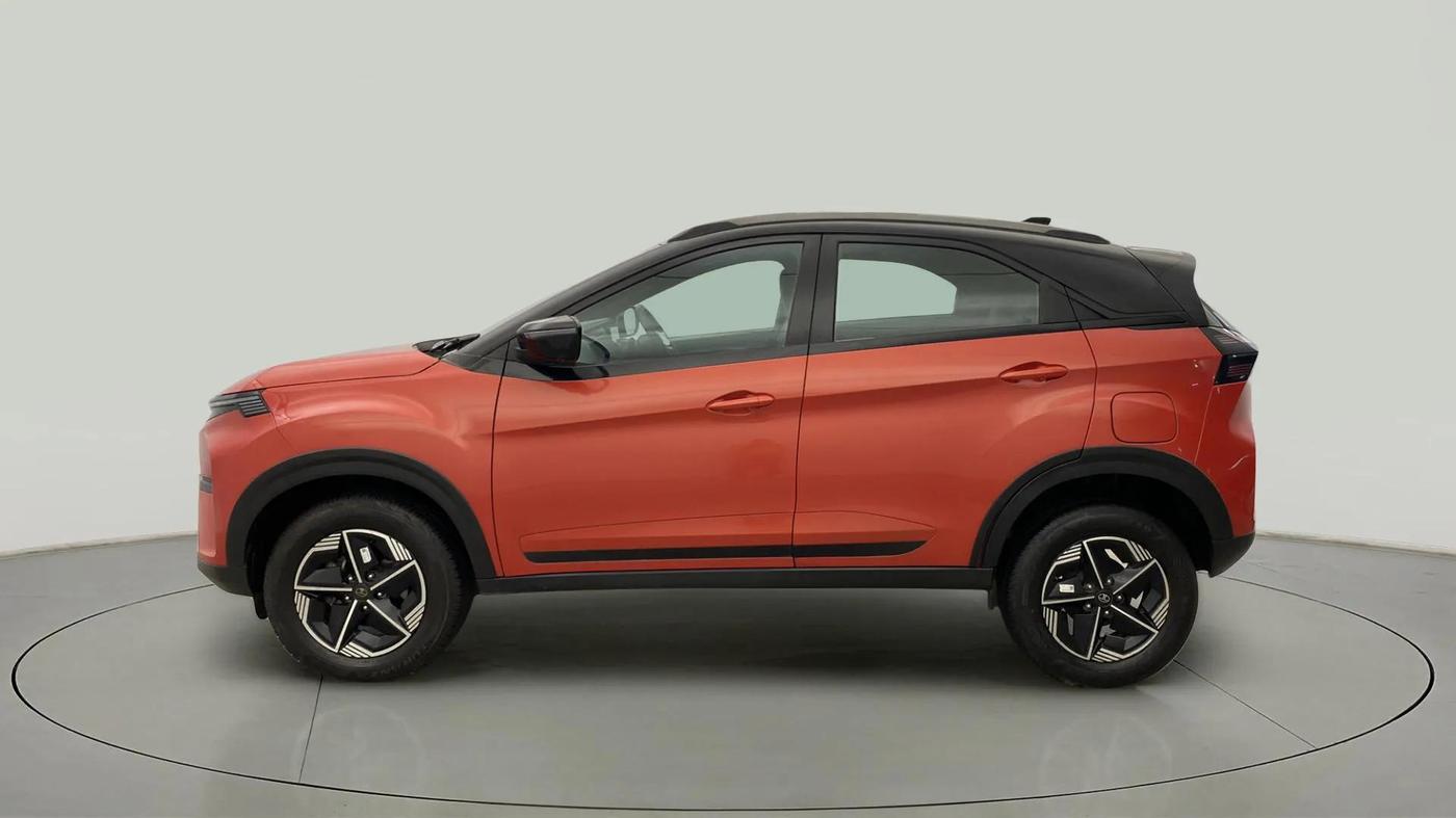 2023 Tata NEXON FEARLESS PLUS S 1.5 REVOTORQ 6 MT DT, Diesel, Manual, 11,404 km, Left Side
