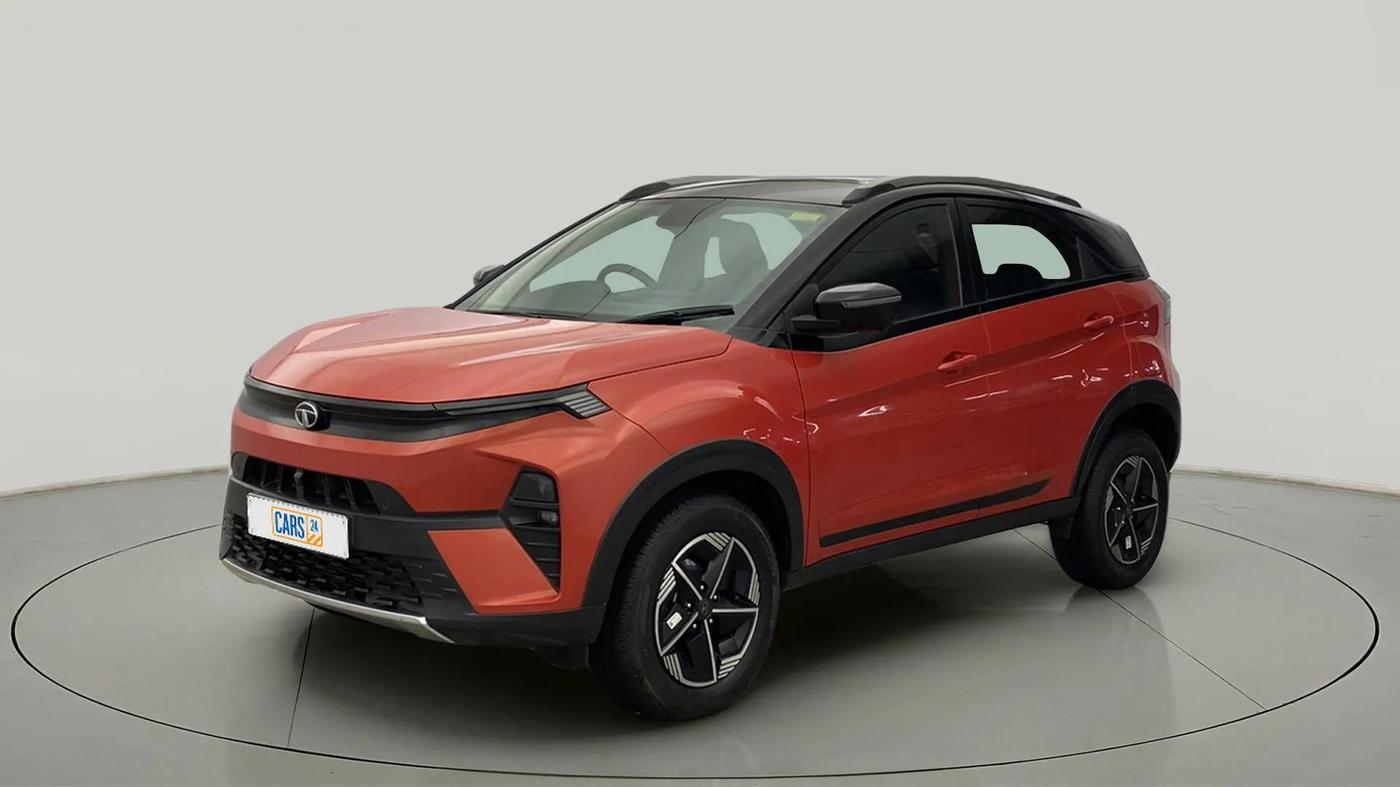 2023 Tata NEXON FEARLESS PLUS S 1.5 REVOTORQ 6 MT DT, Diesel, Manual, 11,404 km, Left Front Diagonal