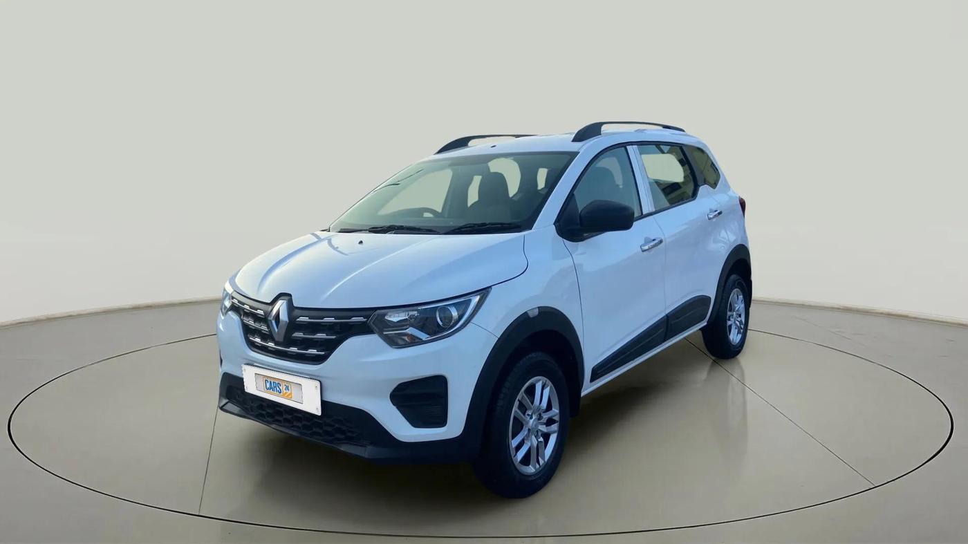 2023 Renault TRIBER RXE MT, Petrol, Manual, 6,951 km, Left Front Diagonal