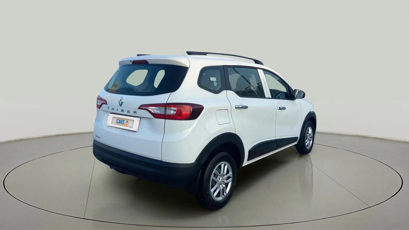 2023 Renault TRIBER RXE MT, Petrol, Manual, 6,951 km, Right Back Diagonal