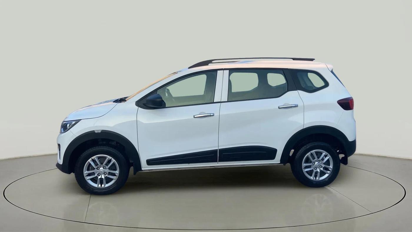 2023 Renault TRIBER RXE MT, Petrol, Manual, 6,951 km, Left Side
