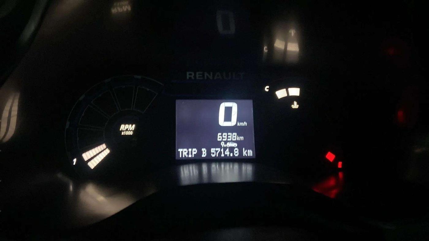 2023 Renault TRIBER RXE MT, Petrol, Manual, 6,951 km, Odometer Image
