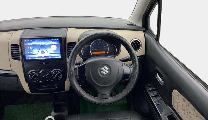 2017 Maruti Wagon R 1.0 VXI, Petrol, Manual, 81,504 km, Steering Wheel Close Up