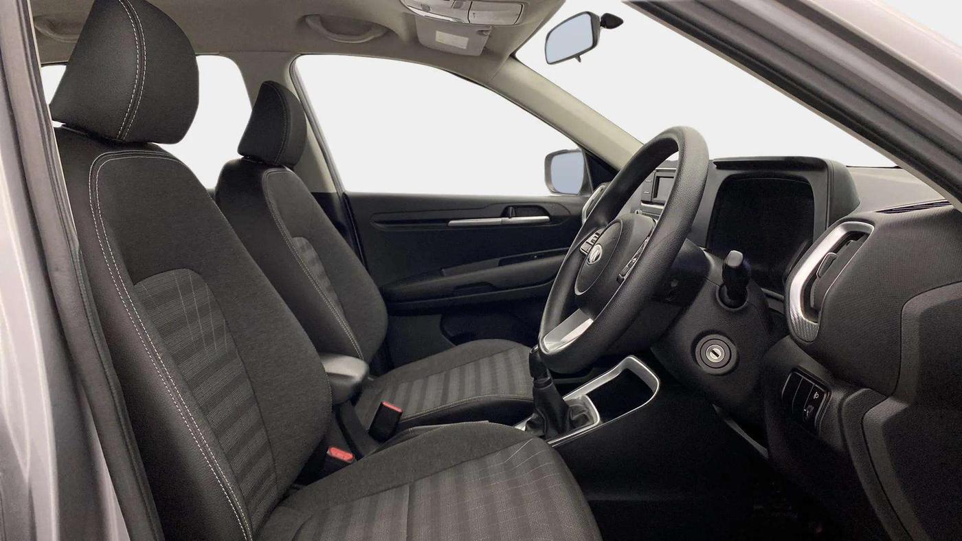 2021 KIA SONET HTK 1.2, Petrol, Manual, 9,094 km, Right Side Front Door Cabin