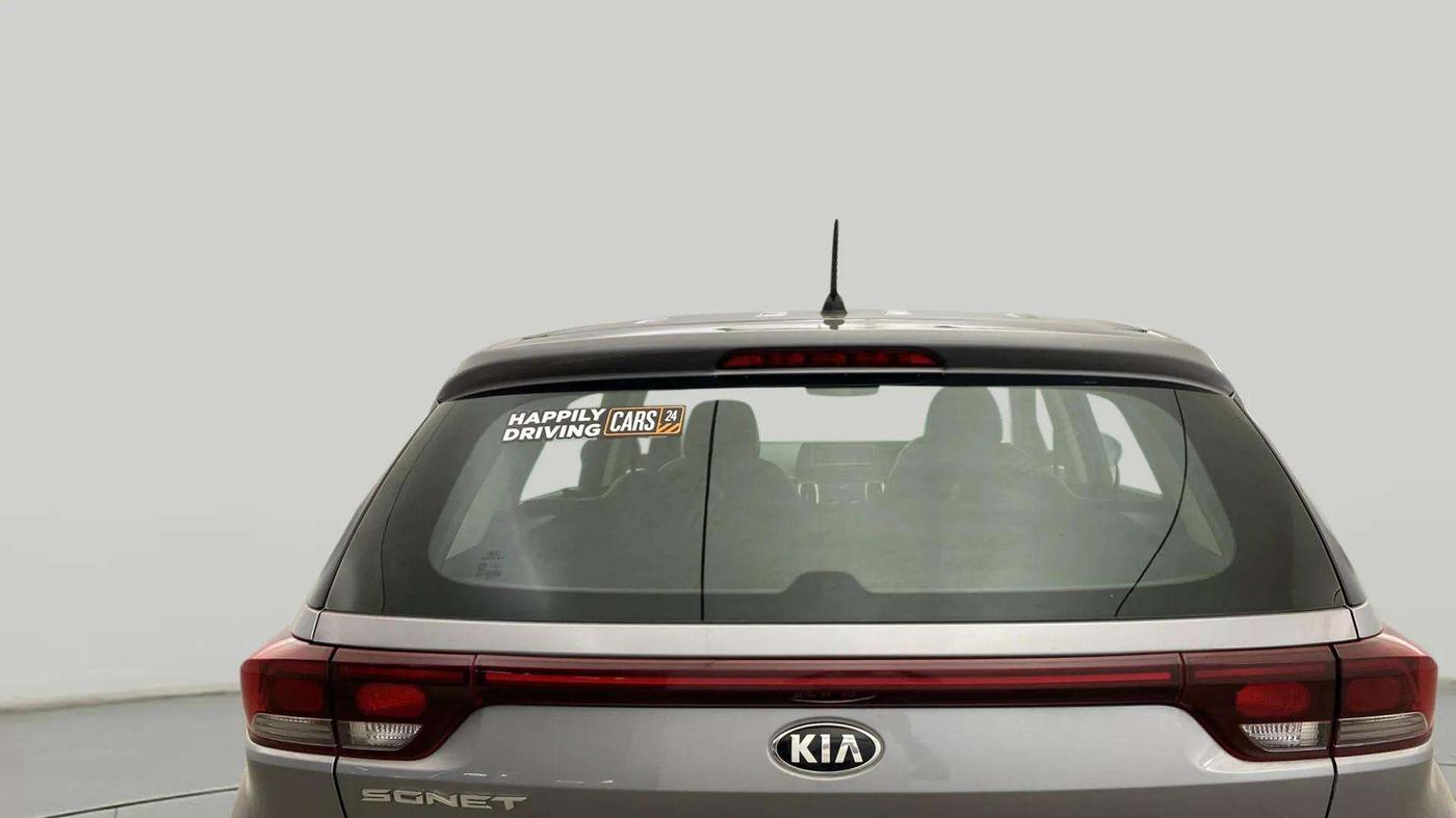 2021 KIA SONET HTK 1.2, Petrol, Manual, 9,094 km, Rear Windshield