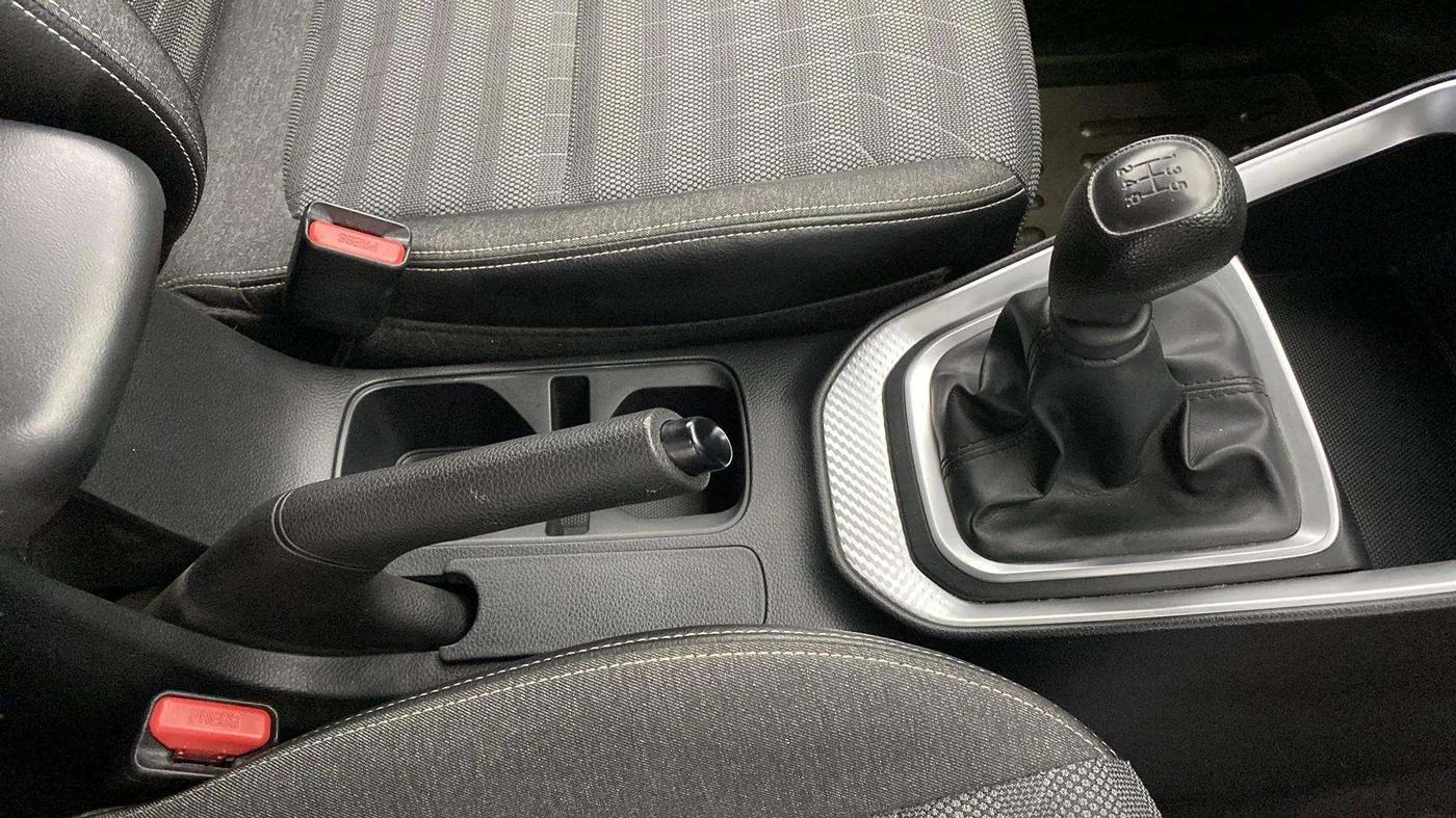 2021 KIA SONET HTK 1.2, Petrol, Manual, 9,094 km, Gear Lever