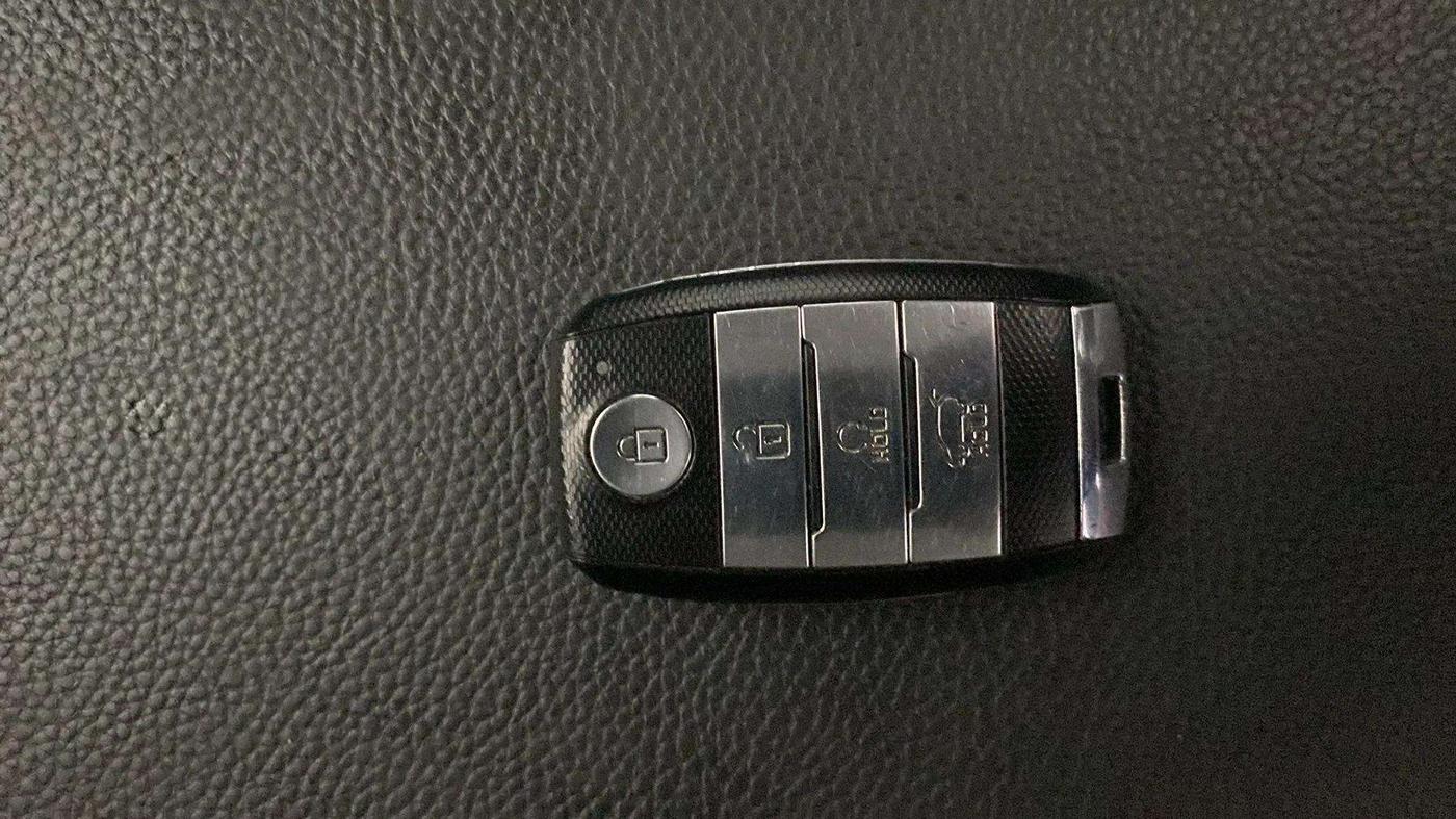 2021 KIA SONET GTX PLUS 1.5, Diesel, Manual, 87,474 km, Key Close Up