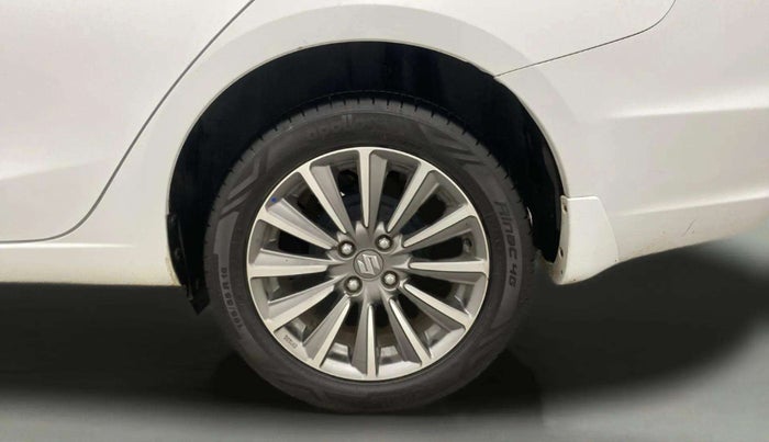 2018 Maruti Ciaz ALPHA 1.5 SHVS PETROL, Petrol, Manual, 43,315 km, Left Rear Wheel