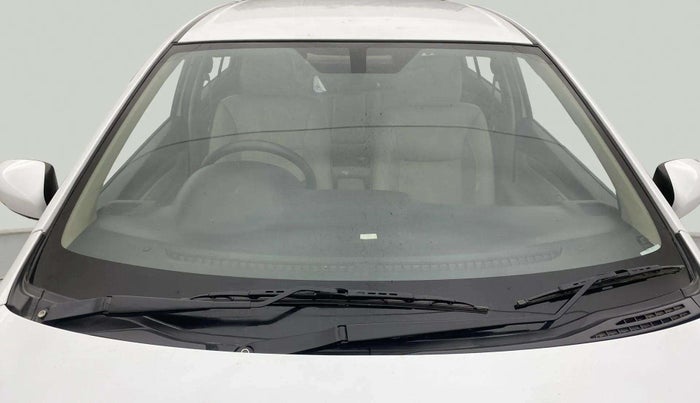 2018 Maruti Ciaz ALPHA 1.5 SHVS PETROL, Petrol, Manual, 43,315 km, Front Windshield