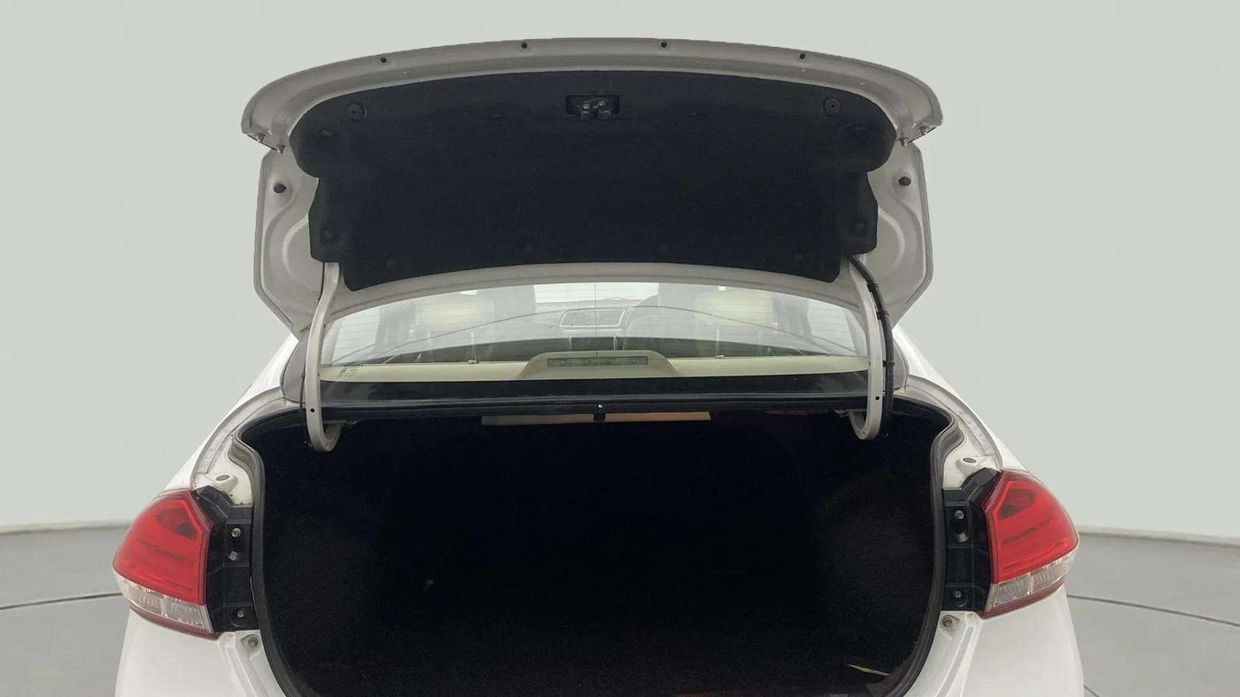 2018 Maruti Ciaz ALPHA 1.5 SHVS PETROL, Petrol, Manual, 43,315 km, Boot Door Open