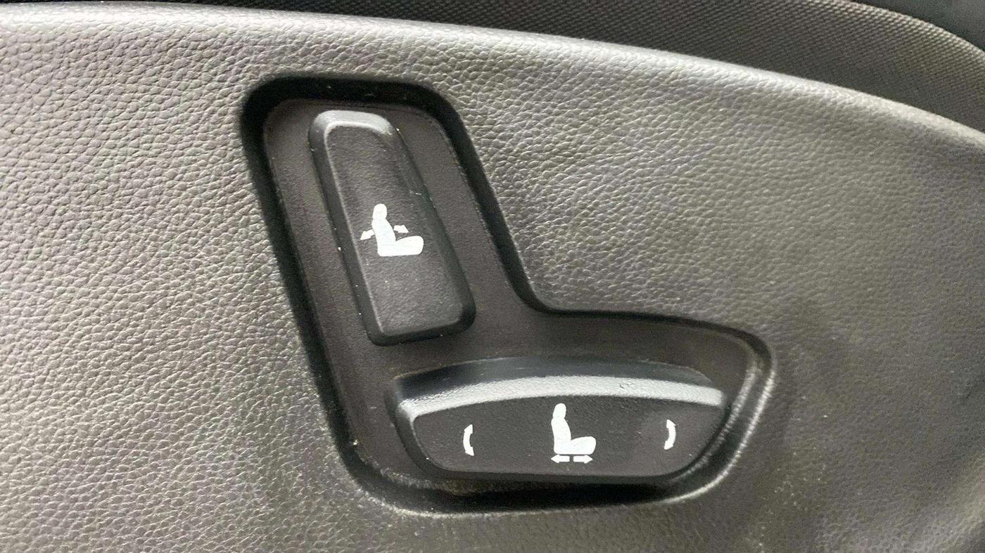 2021 MG HECTOR SMART 1.5 PETROL CVT, Petrol, Automatic, 24,602 km, Driver Side Adjustment Panel