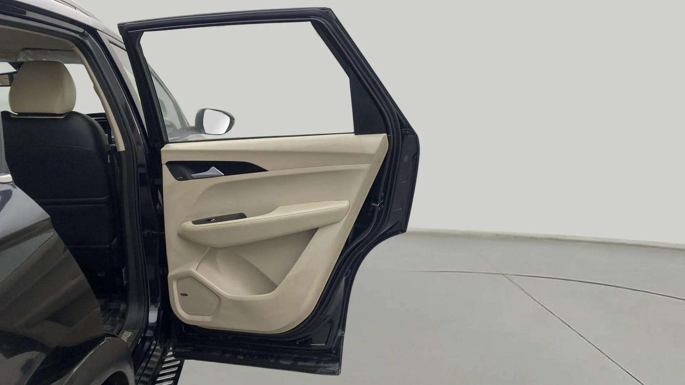 2021 MG HECTOR SMART 1.5 PETROL CVT, Petrol, Automatic, 24,602 km, RHS Rear Door