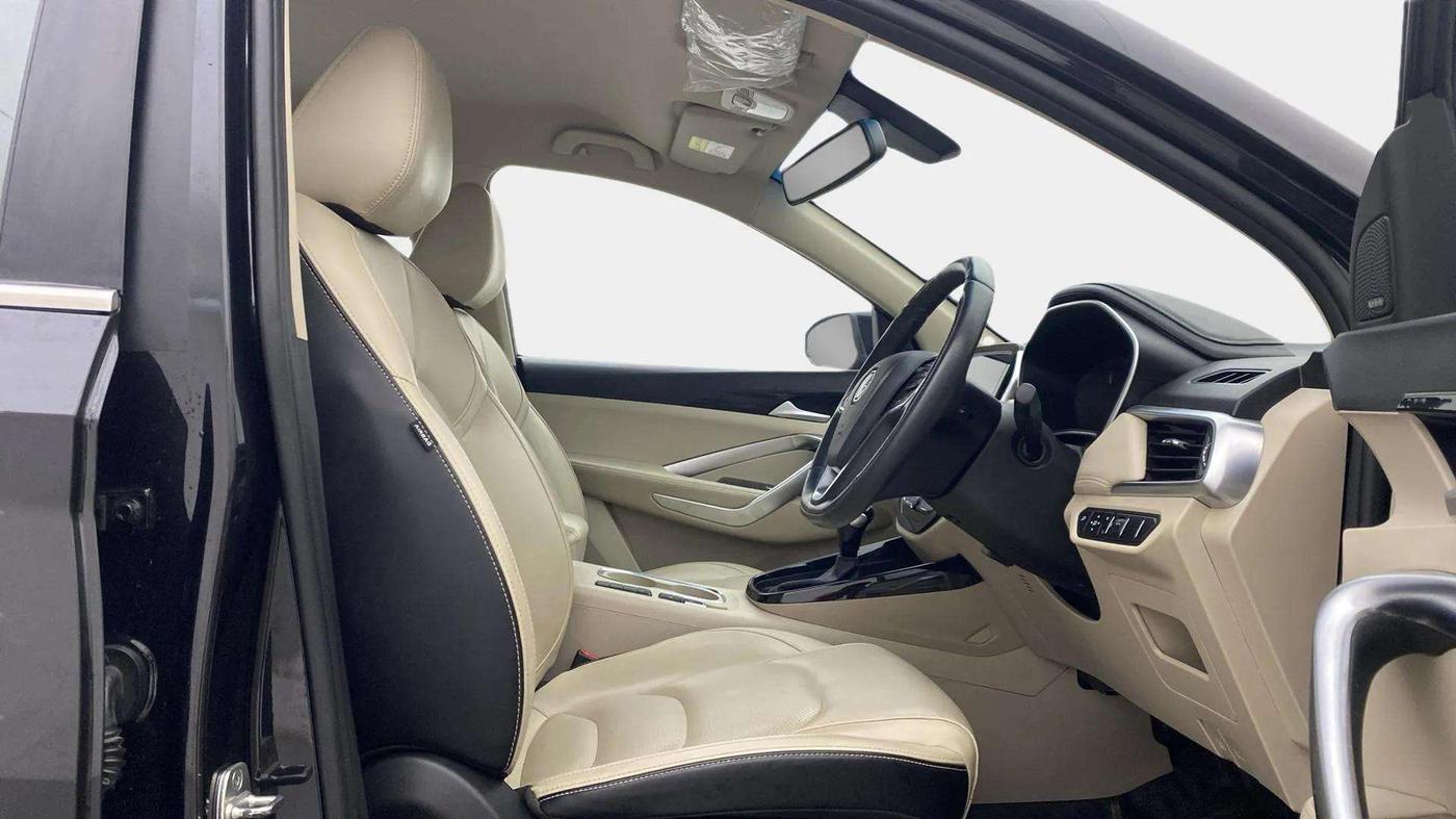 2021 MG HECTOR SMART 1.5 PETROL CVT, Petrol, Automatic, 24,602 km, Right Side Front Door Cabin