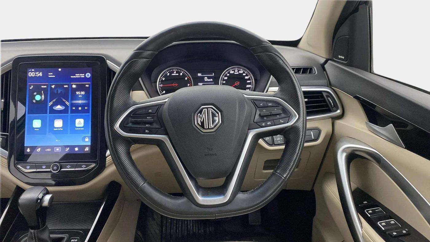2021 MG HECTOR SMART 1.5 PETROL CVT, Petrol, Automatic, 24,602 km, Steering Wheel Close Up