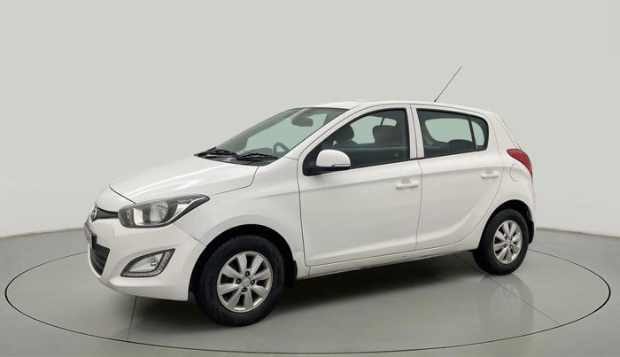 2014 Hyundai i20 SPORTZ 1.2, Petrol, Manual, 32,786 km, Left Front Diagonal