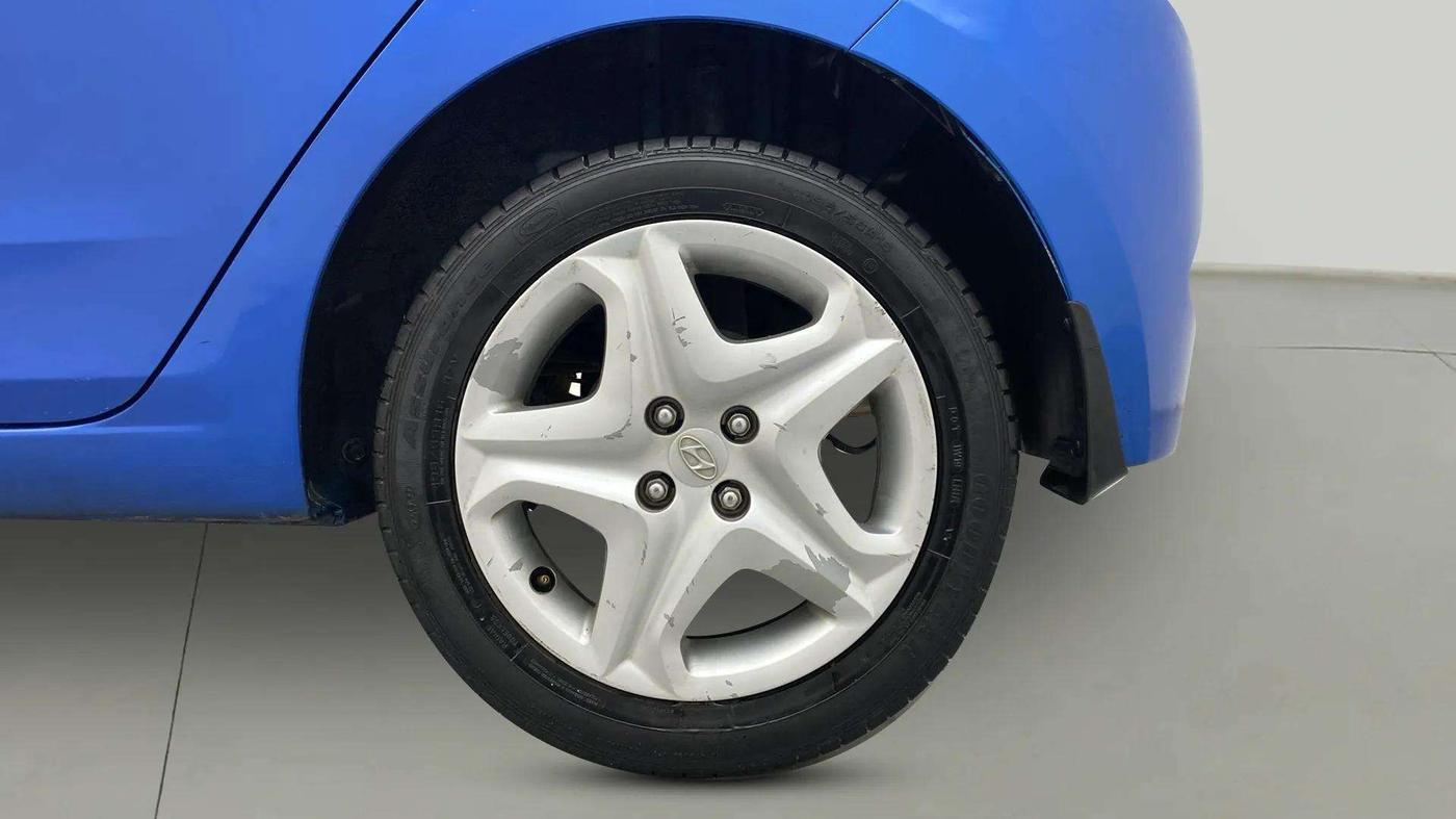 2017 Hyundai Elite i20 ASTA 1.2, Petrol, Manual, 33,801 km, Left Rear Wheel