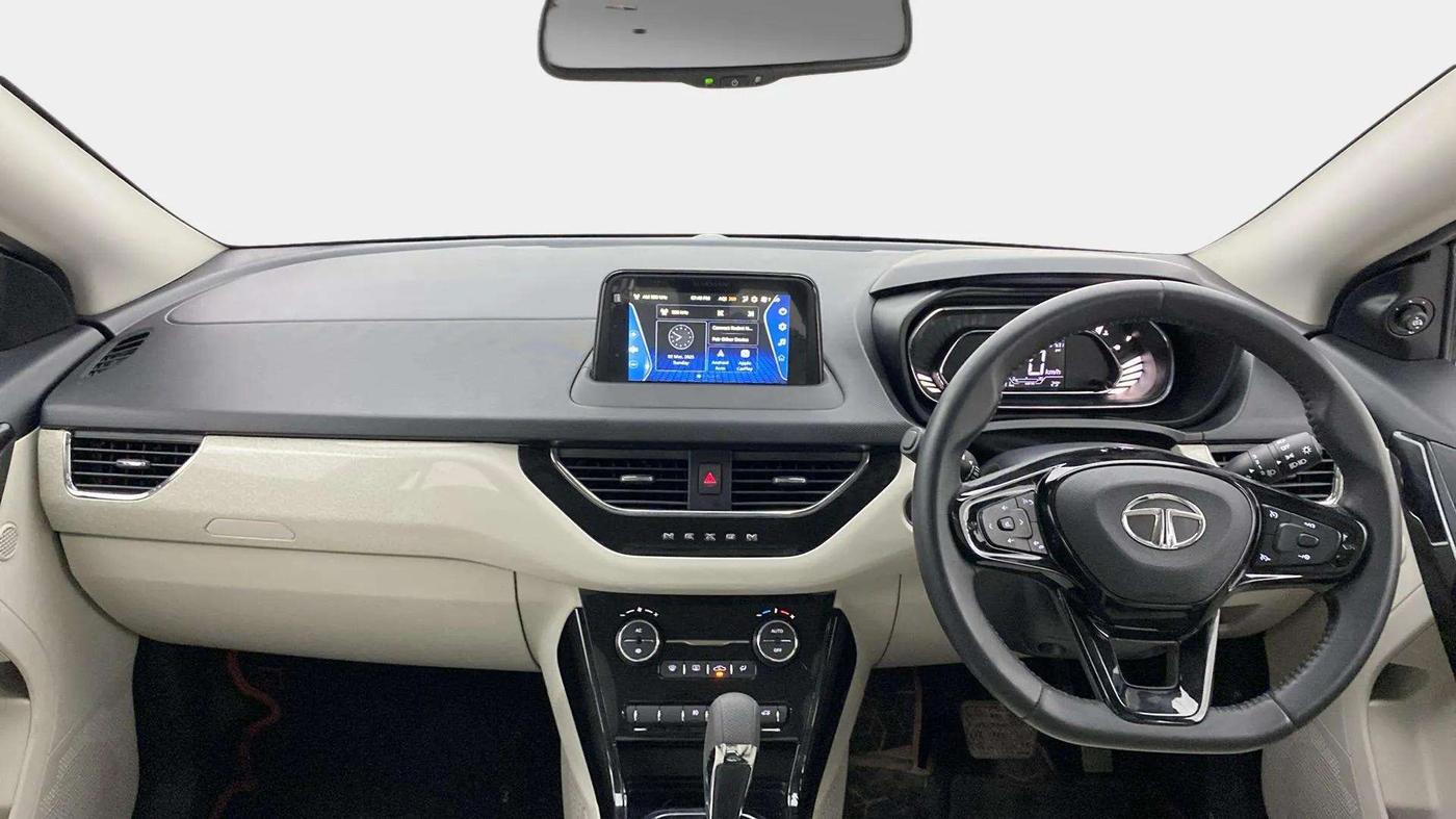 2023 Tata NEXON XZA PLUS (L), Petrol, Automatic, 4,877 km, Dashboard