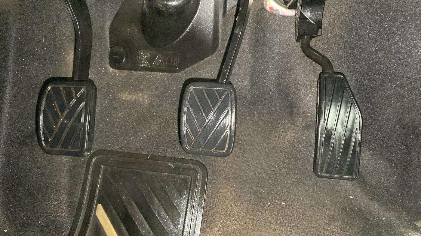 2020 Maruti IGNIS ZETA 1.2, CNG, Manual, 41,442 km, Pedals