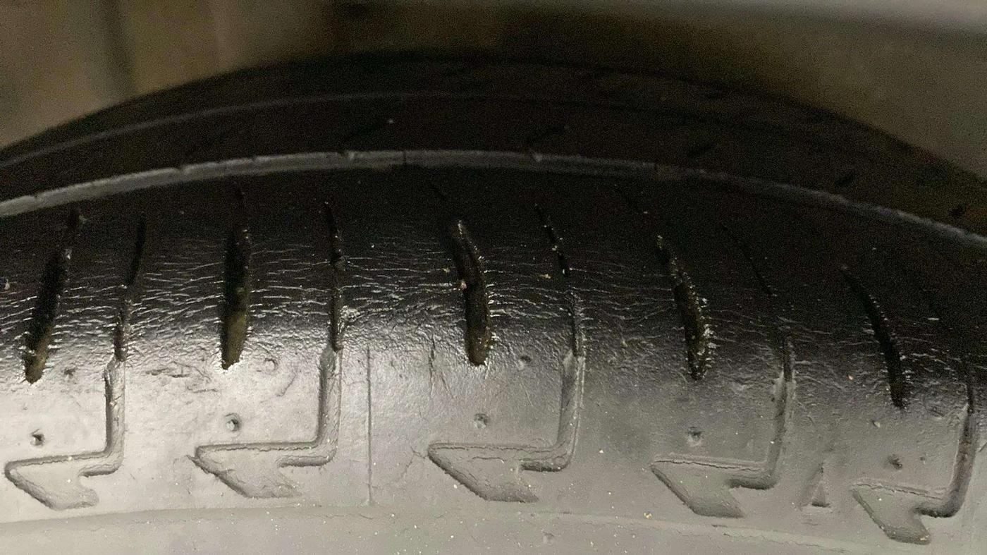 2020 Maruti IGNIS ZETA 1.2, CNG, Manual, 41,442 km, Right Rear Tyre Tread