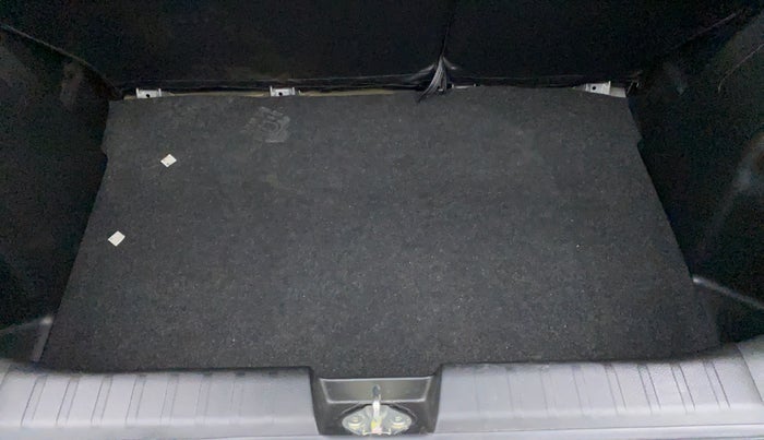 2019 Toyota Glanza G MT PETROL, Petrol, Manual, 2,881 km, Boot Inside View