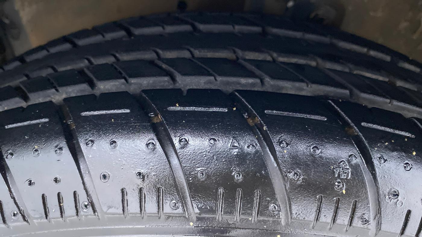 2014 Maruti Celerio VXI d, Petrol, Manual, 67,449 km, Left Front Tyre Tread