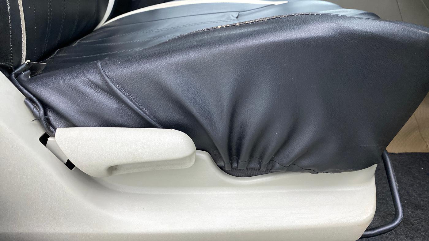 2014 Maruti Celerio VXI d, Petrol, Manual, 67,449 km, Driver Side Adjustment Panel