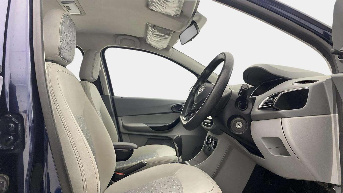 2022 Tata TIGOR XMA PETROL, Petrol, Automatic, 60,550 km, Right Side Front Door Cabin