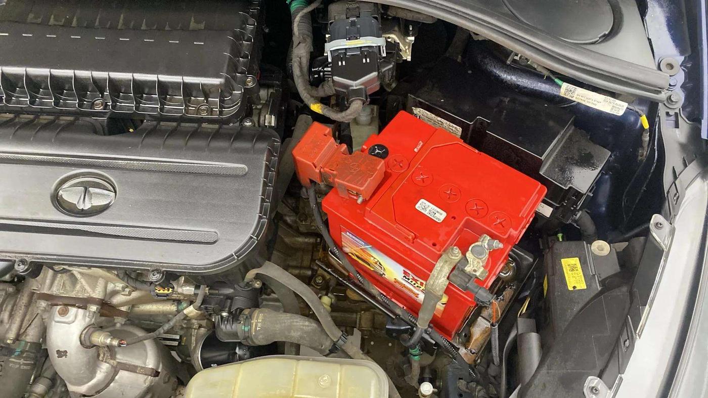 2022 Tata TIGOR XMA PETROL, Petrol, Automatic, 60,550 km, Engine View - Left