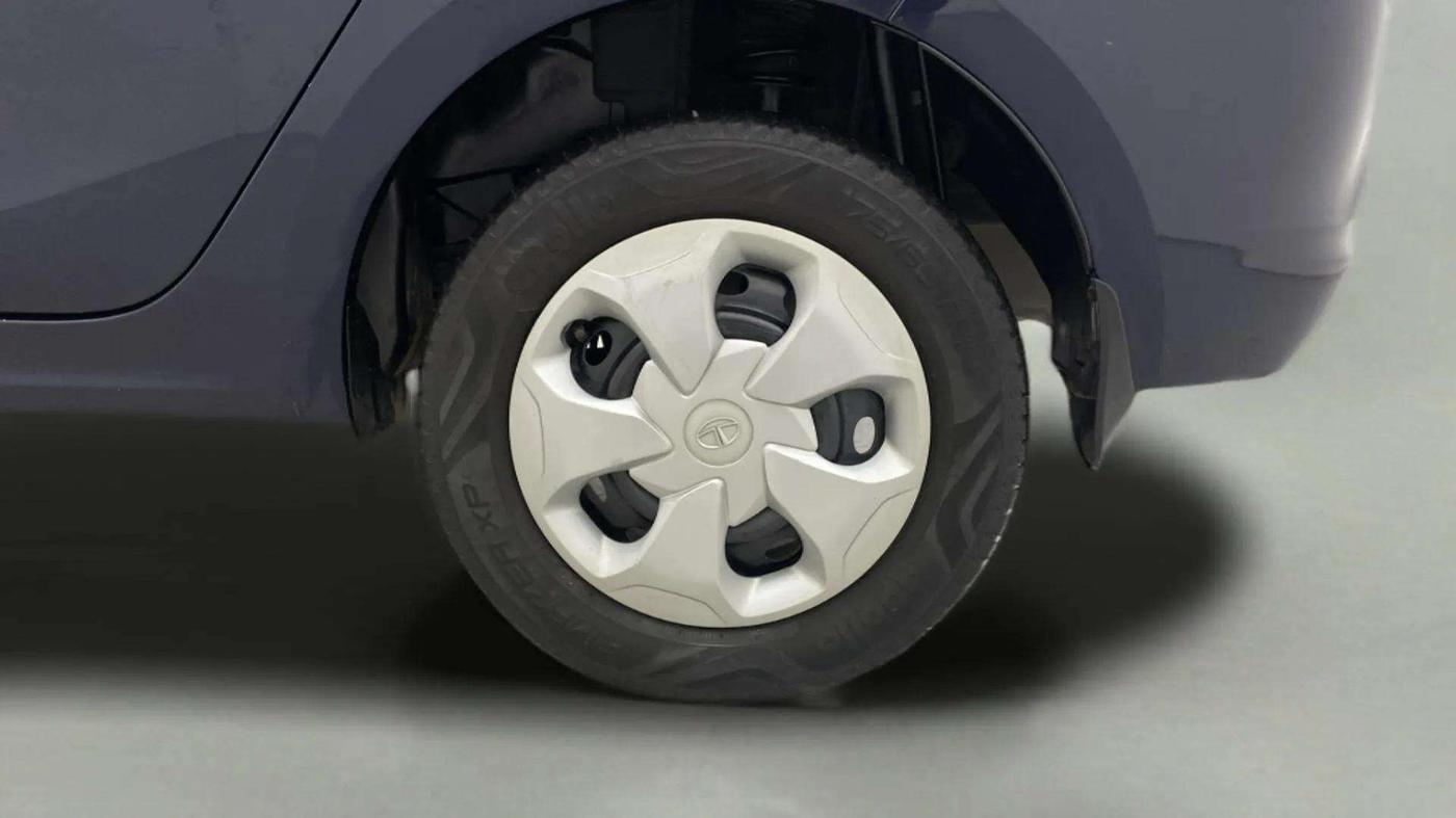 2022 Tata TIGOR XMA PETROL, Petrol, Automatic, 60,550 km, Left Rear Wheel