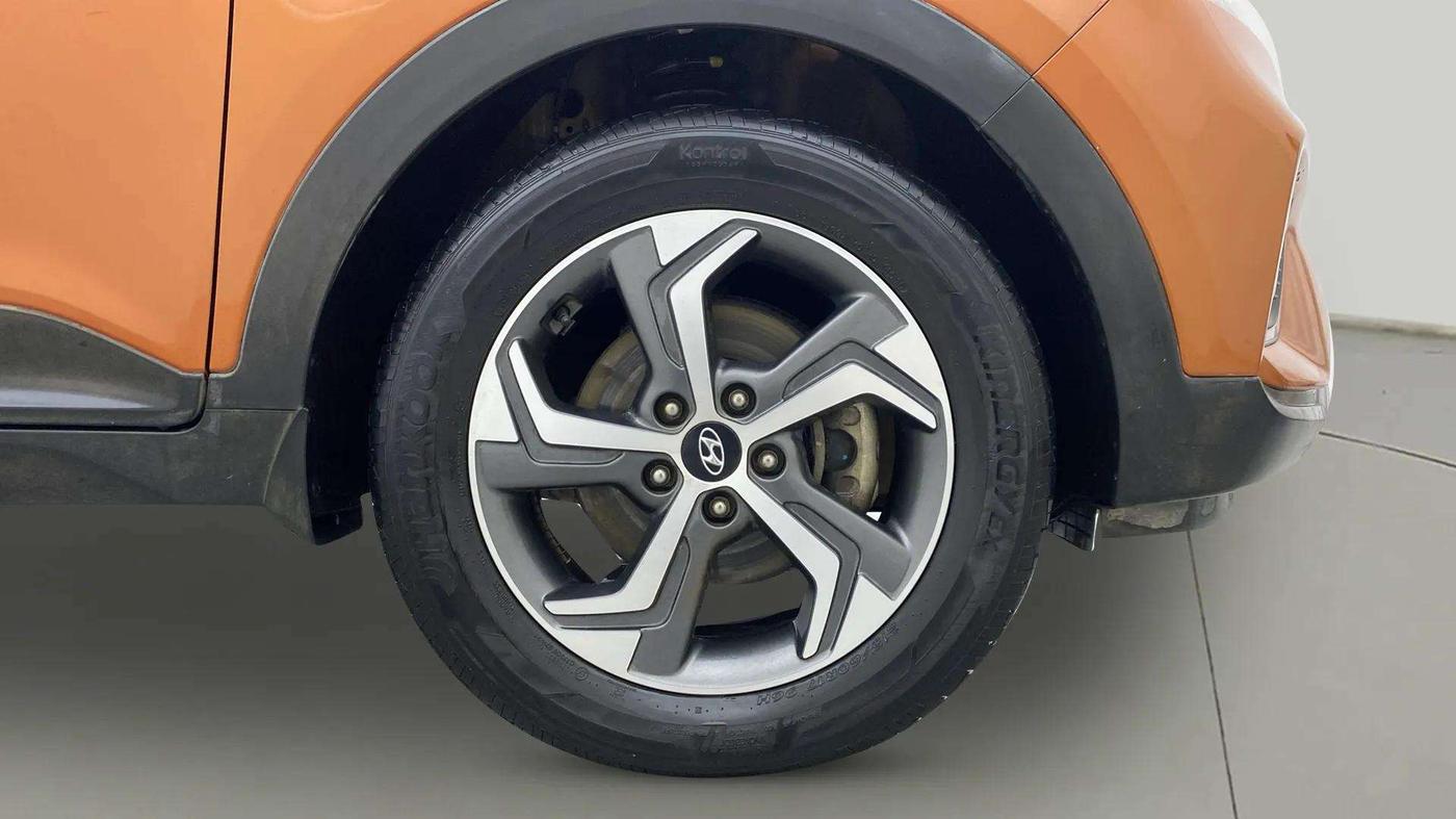 2019 Hyundai Creta SX AT 1.6 PETROL, Petrol, Automatic, 29,984 km, Right Front Wheel