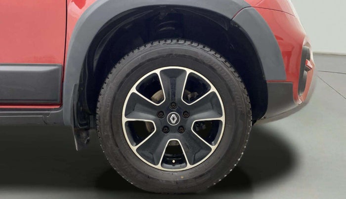 2018 Renault Duster RXS PETROL, Petrol, Manual, 27,650 km, Right Front Wheel