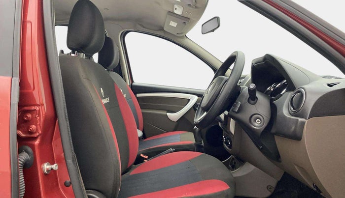 2018 Renault Duster RXS PETROL, Petrol, Manual, 27,650 km, Right Side Front Door Cabin