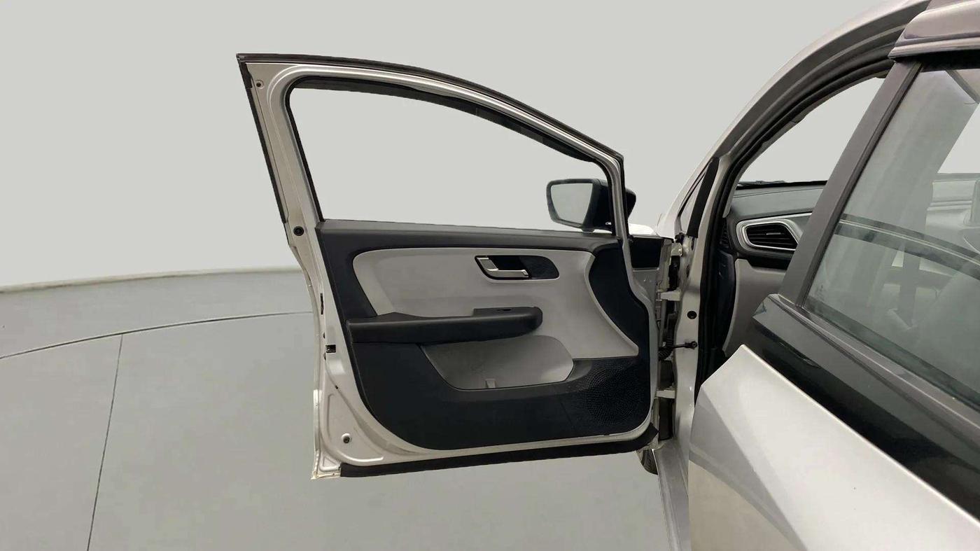 2021 Tata ALTROZ XZ DIESEL, Diesel, Manual, 50,283 km, LHS Front Door