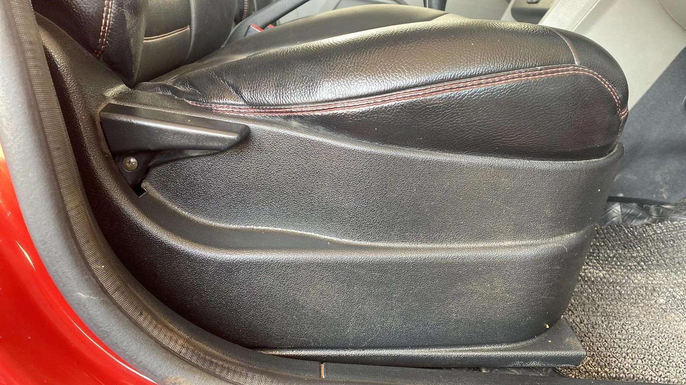 2016 Tata Tiago XT PETROL, Petrol, Manual, 50,520 km, Driver Side Adjustment Panel