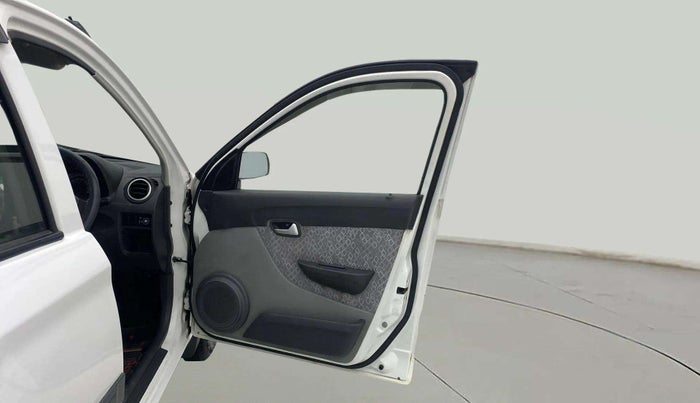 2019 Maruti Alto 800 LXI, CNG, Manual, 88,301 km, RHS Front Door