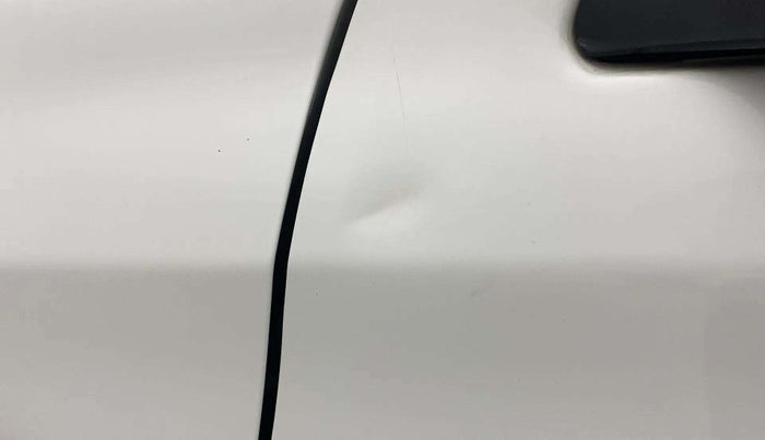 2019 Maruti Alto 800 LXI, CNG, Manual, 88,301 km, Front passenger door - Slightly dented