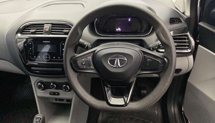 2021 Tata Tiago XT PETROL, Petrol, Manual, 35,155 km, Steering wheel - Phone control not functional