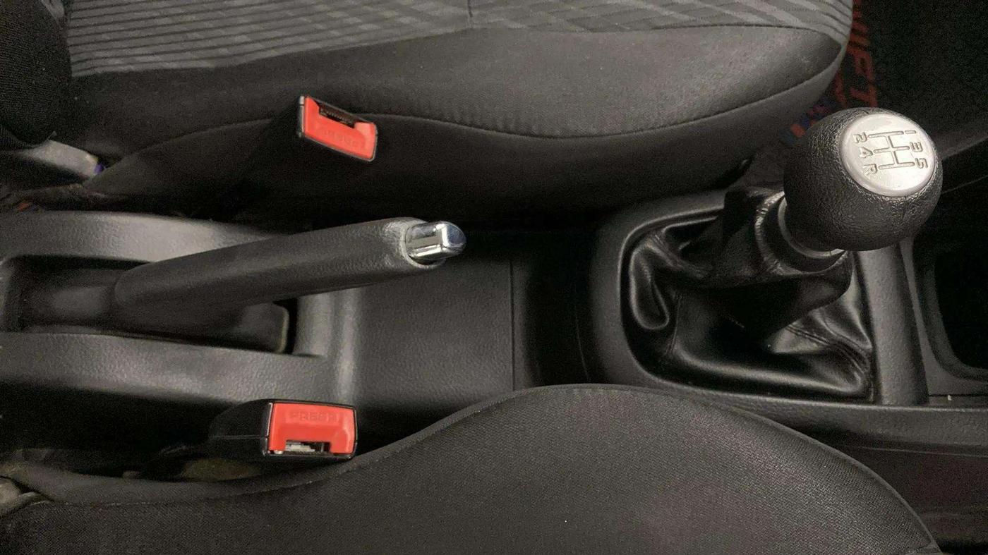 2016 Maruti Swift VXI, Petrol, Manual, 52,556 km, Gear Lever